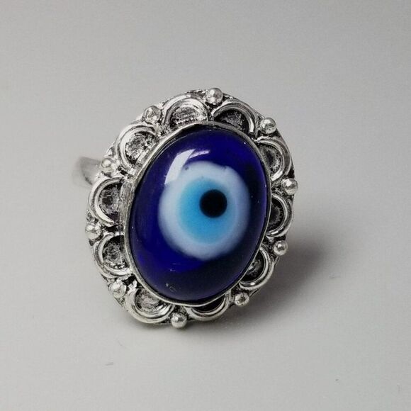 Vintage Blue Glass Evil Eye Ring, Silver Tone Bezel Set Size 8 Band, Estate - Picture 7 of 9